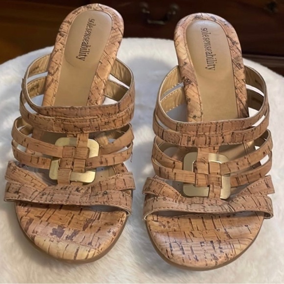 Beautiful cork wedge summer sandals 6 heels - Picture 1 of 7